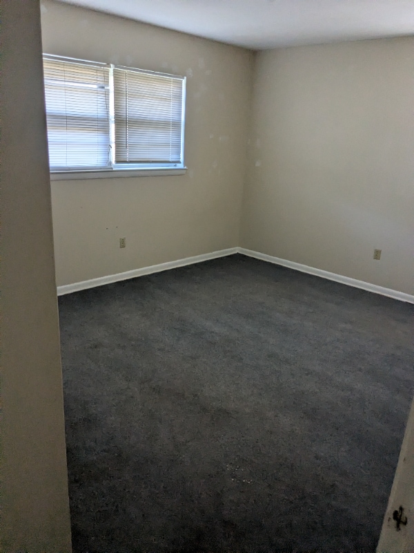 Building Photo - 1561 Repoll Rd