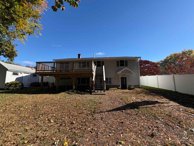 Foto del edificio - 15 Kingston Dr