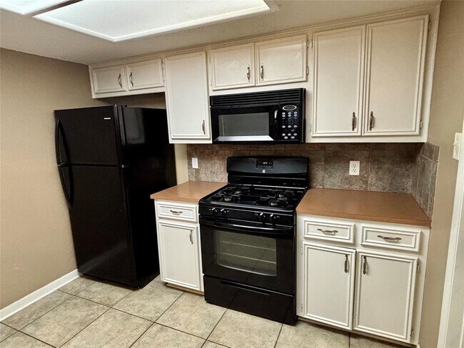 Foto del edificio - 314 Tamara Dr