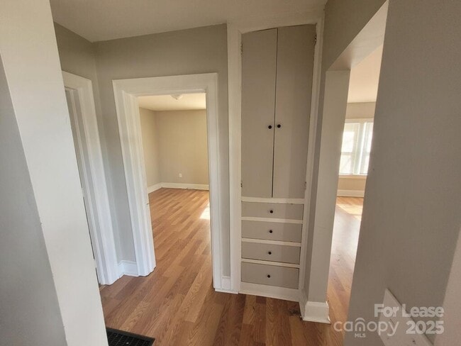 Building Photo - 216 Harrill St