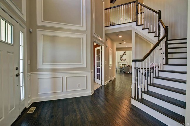 Building Photo - 5670 Saucon Ridge Rd