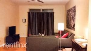 Building Photo - 1609 Long St