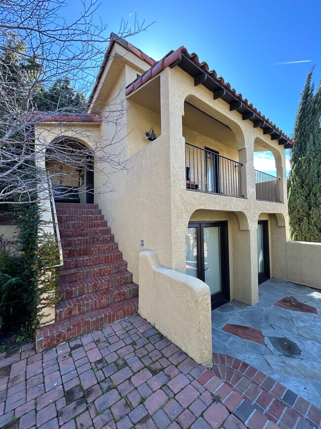 Foto del edificio - 10715 Ridgeview Way