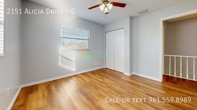 Foto del edificio - 2151 Alicia Drive - C