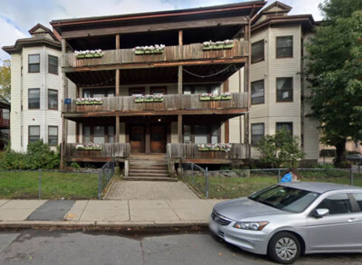 Allston 2 Bedroom Apt - In Unit Laundry! Packards Corner - close to T - Allston 2 Bedroom Apt - In Unit Laundry!   Packards Corner - close to T