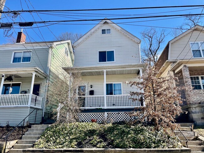 Foto del edificio - 3 Bed 1 Bath- Pittsburgh PA