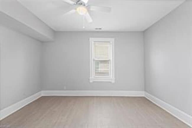 Photo - 653 29th Street Unit B House