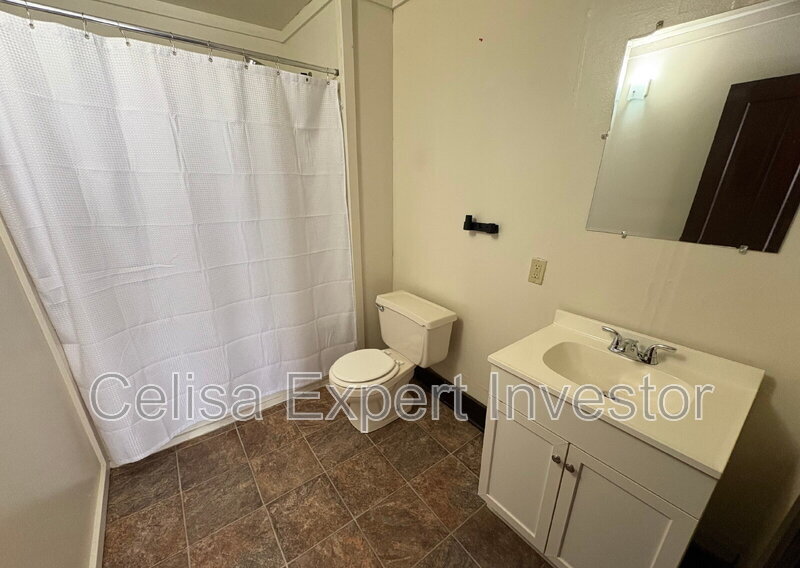 Foto del edificio - 436 W Williams St