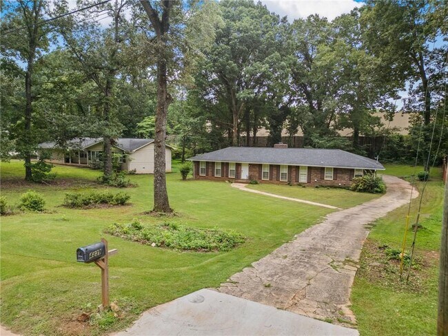 Foto del edificio - 4839 Lehigh Dr