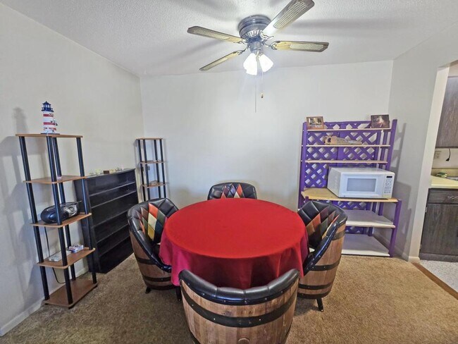 Foto del edificio - 3201 Emerson St