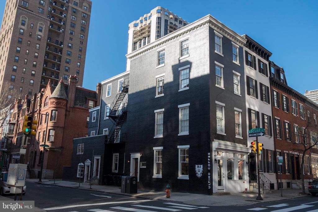 Primary Photo - 238 S 20th St