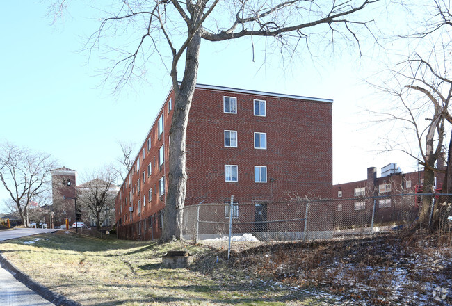 Foto del edificio - Carriage Place Apartments