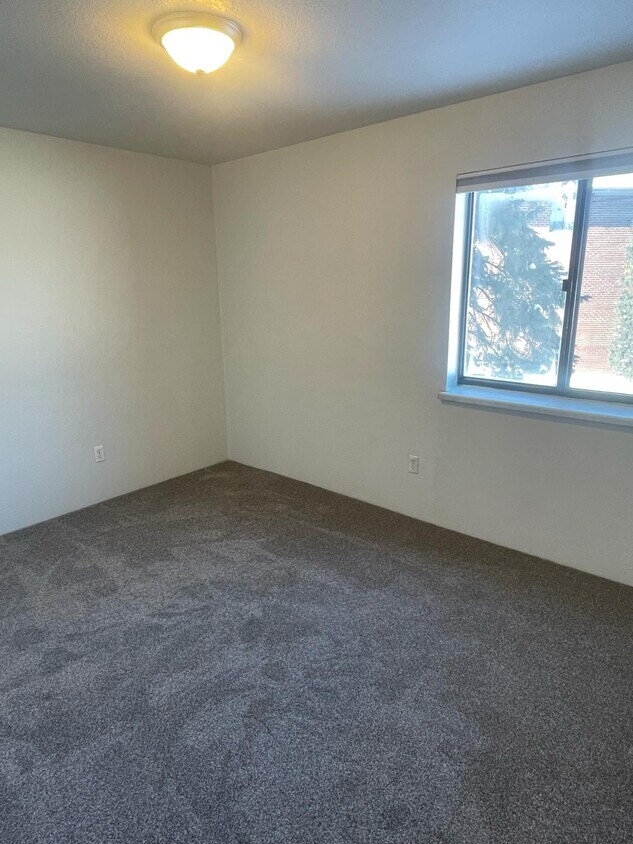 Foto del edificio - 2775 Glen Creek Pl