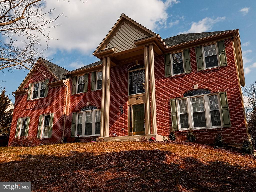 Foto principal - 8507 Thornton Rd