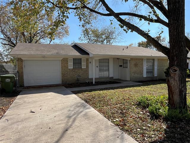 Building Photo - 824 Johnnie Row