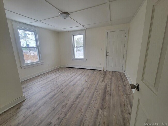 Building Photo - 288 Litchfield St