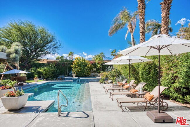 Foto del edificio - 6 Rocky Ln