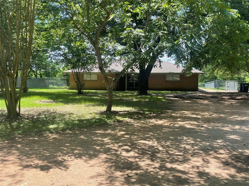 9134 State Hwy 75 S, New Waverly, TX 77358 House for Rent in New