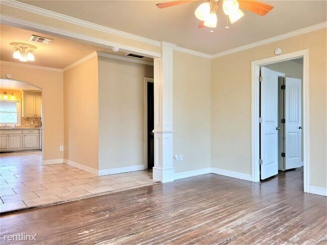 Foto del edificio - 2 br, 1.5 bath House - 400 S Sooner Rd