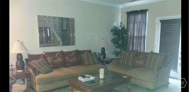 Foto del edificio - 43 Weslyn Park Dr