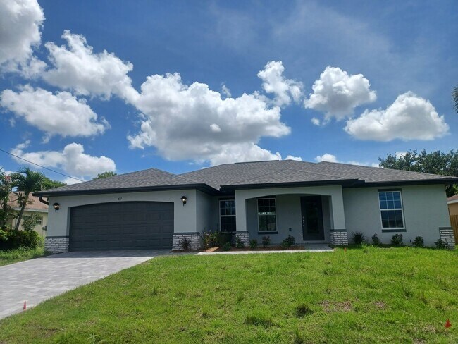 Foto del edificio - 4/2 Newer  construction home.