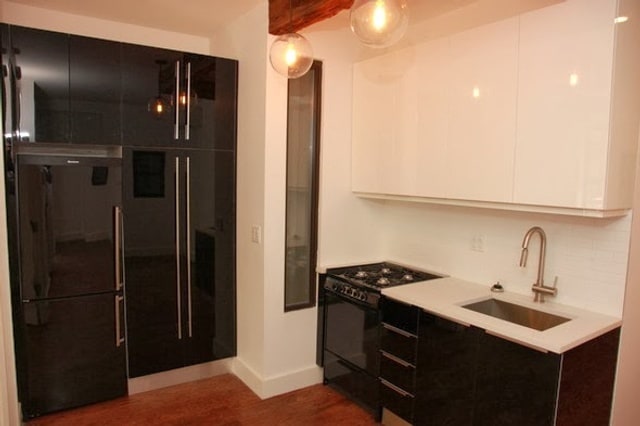 Building Photo - 790 Classon Ave