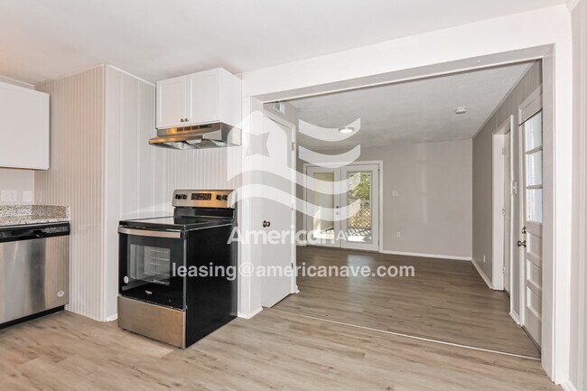 Foto del edificio - 4 Redwood Dr