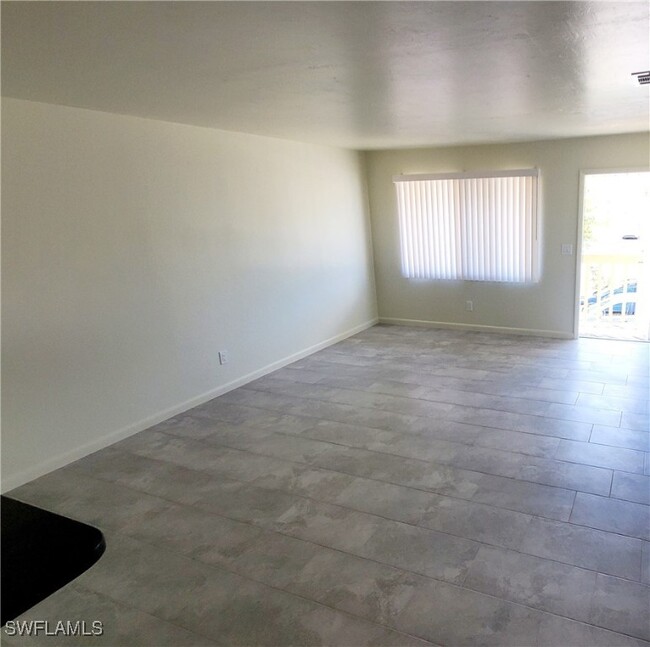 Building Photo - 4617 SW 8th Pl