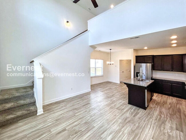 Foto del edificio - 799 Coopers Wy