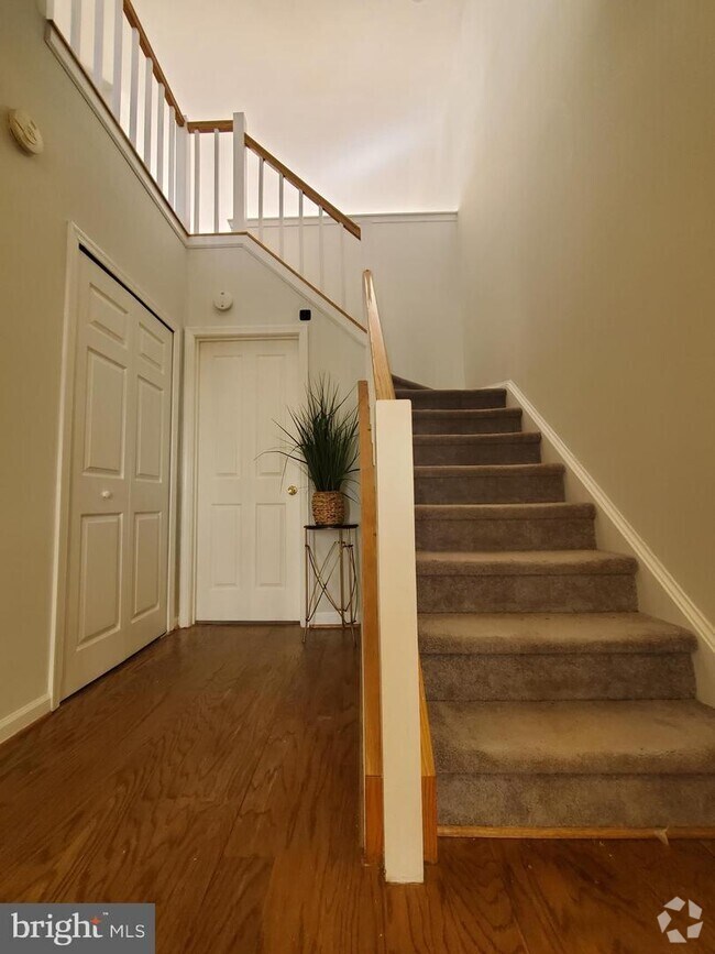 Villages of Homeland Apartments under 2,500 Baltimore, MD 4