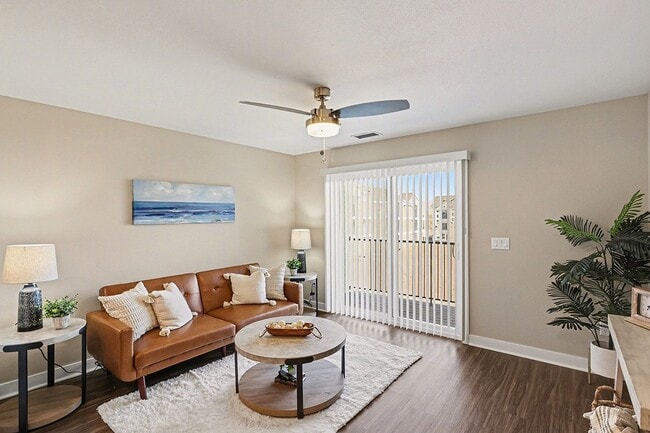 Building Photo - The Grove Apartment Homes