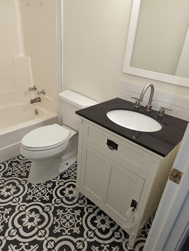 Foto principal - 1704 24th Ave N