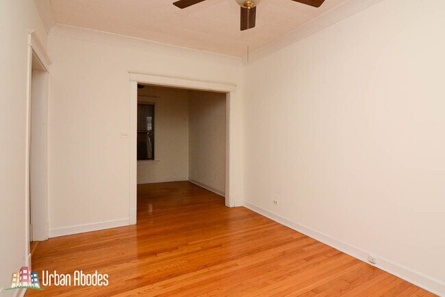 Foto del edificio - 4900 N Magnolia Ave