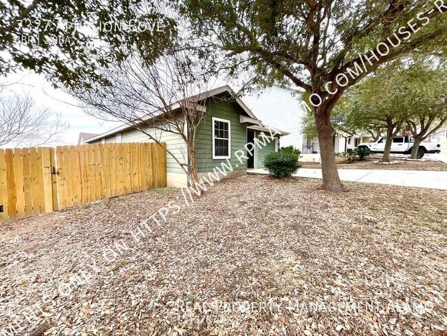 Foto del edificio - 7327 Aphelion Cove