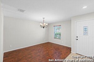Building Photo - 342 Fontana Albero