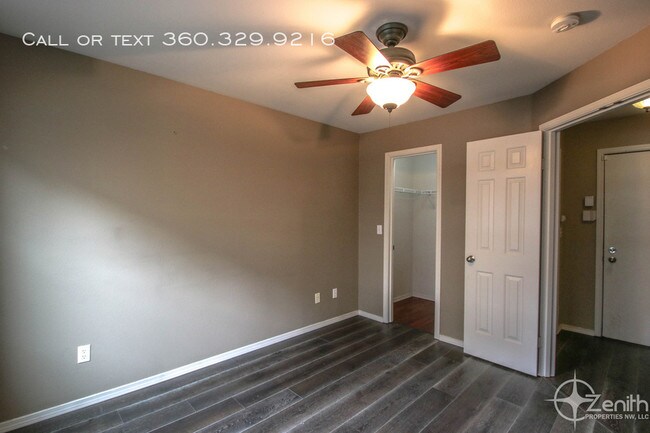 Building Photo - 1734 SE Halyard Ln