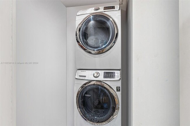 Foto del edificio - 935 NE 72nd St