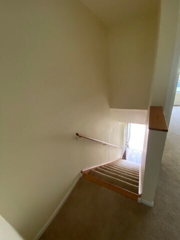Building Photo - 2752 Gatewood Cir