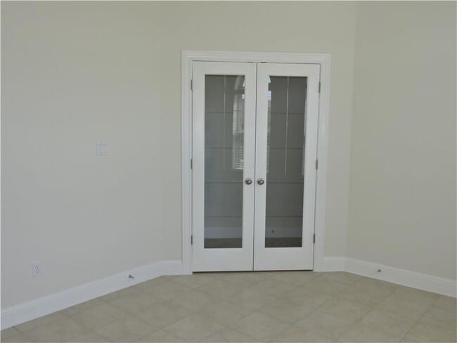 Building Photo - 1120 Sundrops St