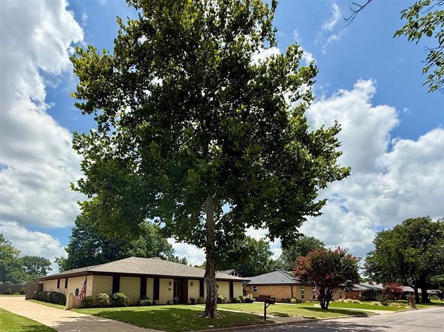 Building Photo - 3005 Anthony Dr