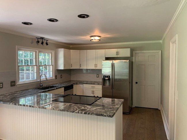 Building Photo - 4 br, 2.5 bath House - 8019 Tifton Rd