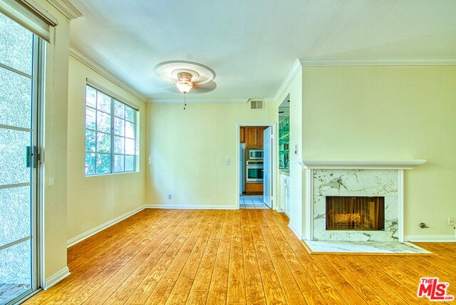 Foto del edificio - 1375 Kelton Ave