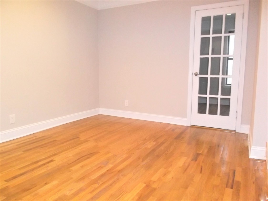 Foto principal - 315 E 61st St