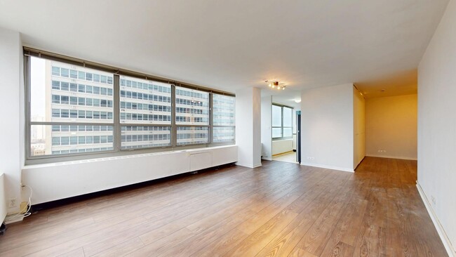 Foto del edificio - 3550 N Lake Shore Dr