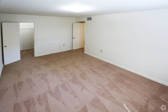 Fairmont Gardens Rentals - Annandale, VA | Apartments.com