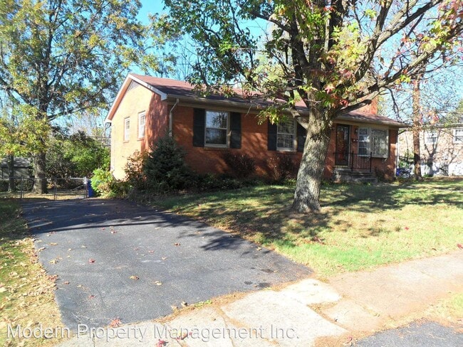 Building Photo - 4 br, 2 bath House - 3267 Aqueduct Drive