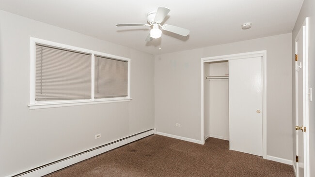 Foto del edificio - 5940 S Kilbourn Ave