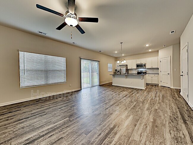 Building Photo - 12162 Old Dulin Farms Way