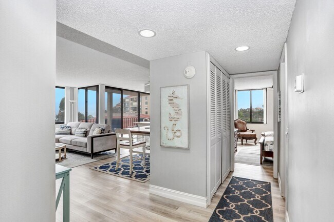 Foto del edificio - Available Short Term, Seasonal, Annual - 1...