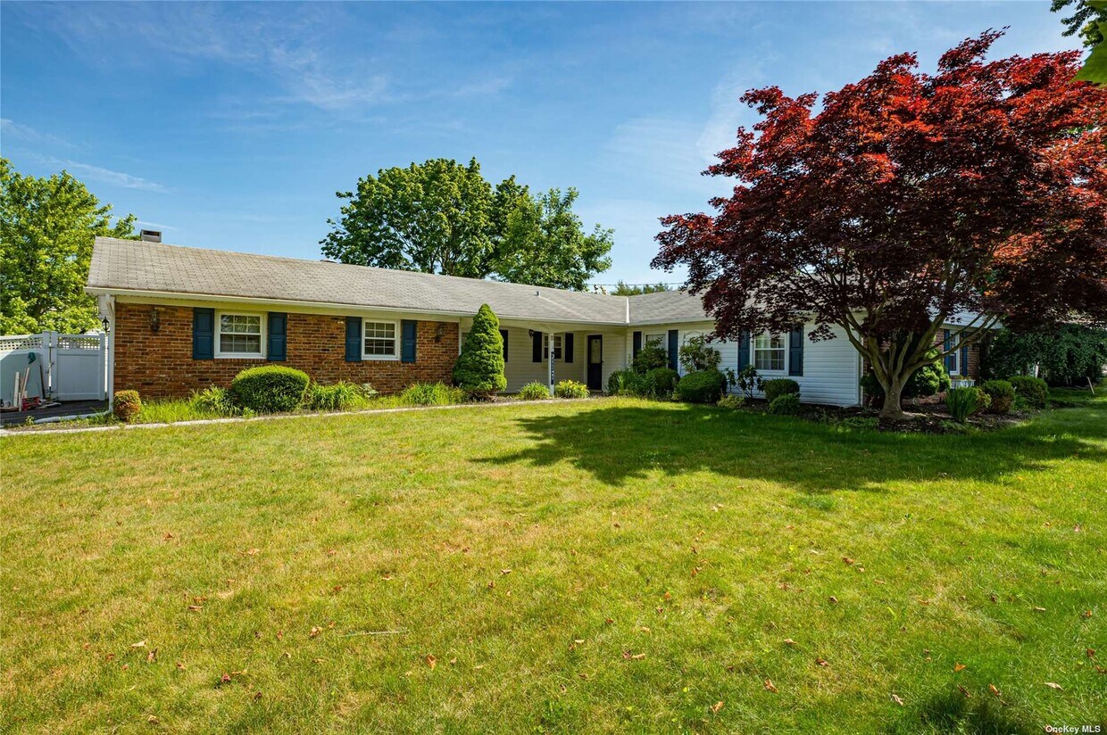 Primary Photo - 1 Malvern Ln